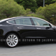 Un candidato a versión final del Tesla Model 3. Imagen: Brian Williams/Spiedbilde/Jalopnik